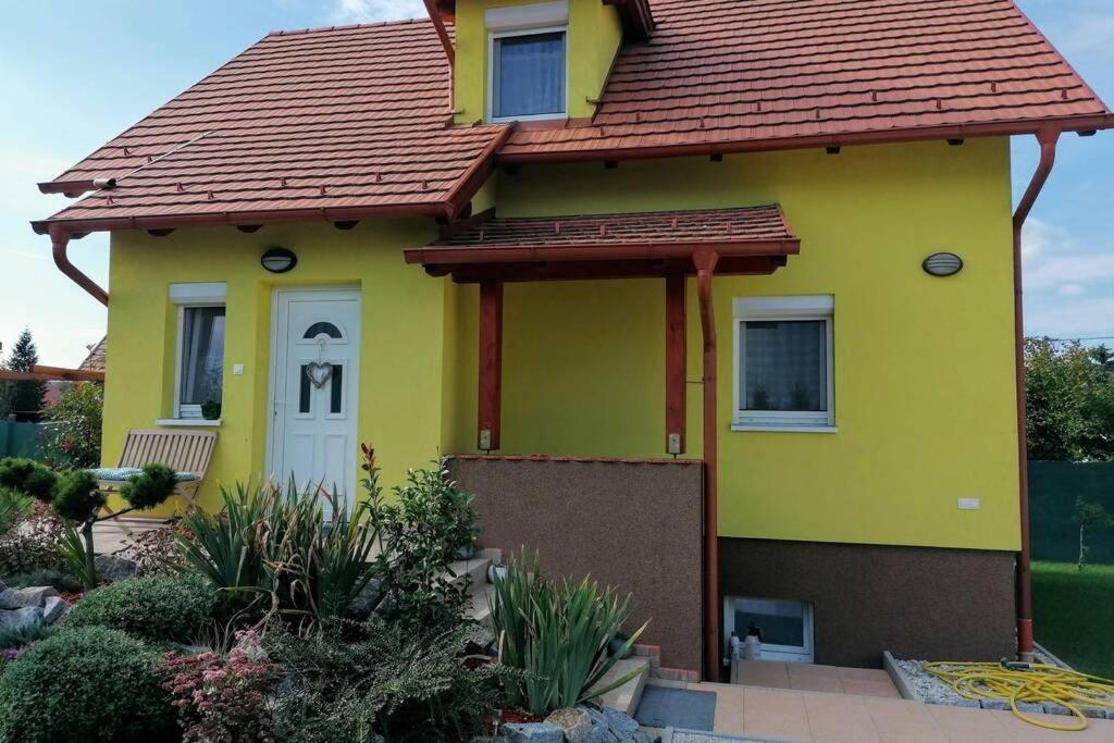 Eva Haza Nyugalom/Pihenes/Relax Villa Sopron Exteriör bild